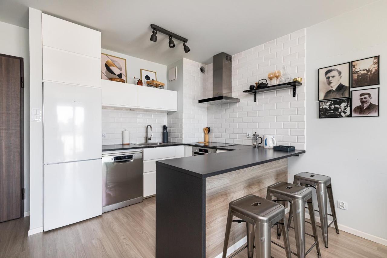 Owsiana 9 - Modern Designed Apartment With Balcony By Noclegi Renters 华沙 外观 照片